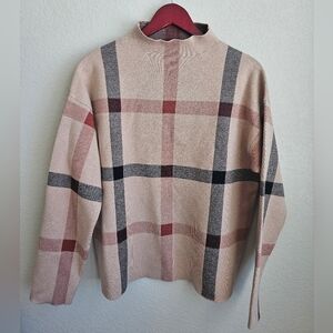 Elegant Plaid Mock Neck Sweater in Beige and Black